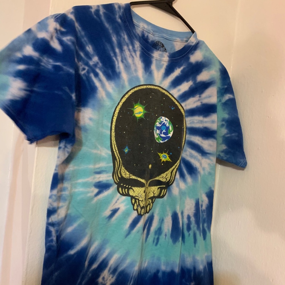 Grateful Dead shirt